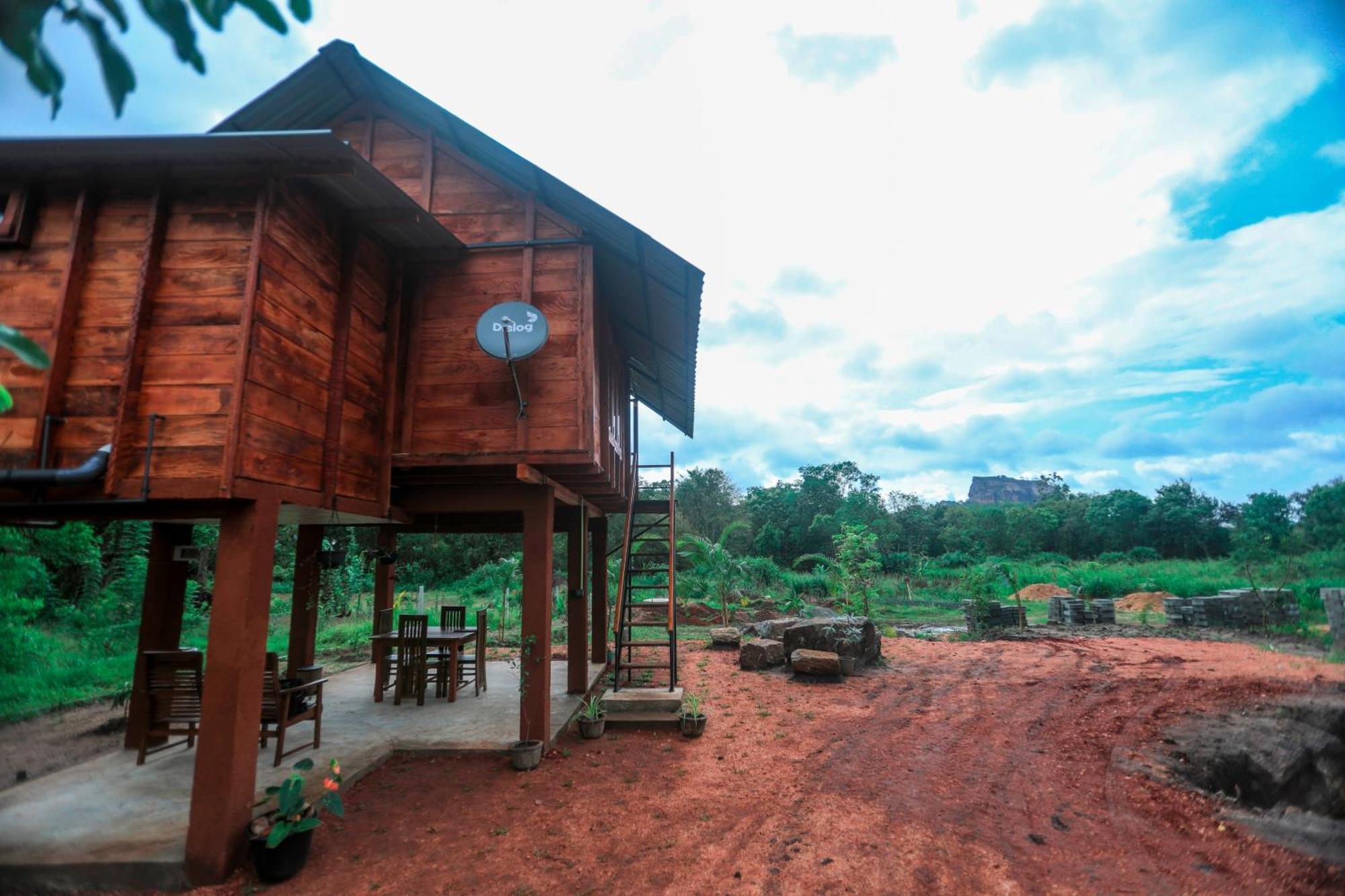 Lion Wood Treehouse Villa Talkote Exterior photo