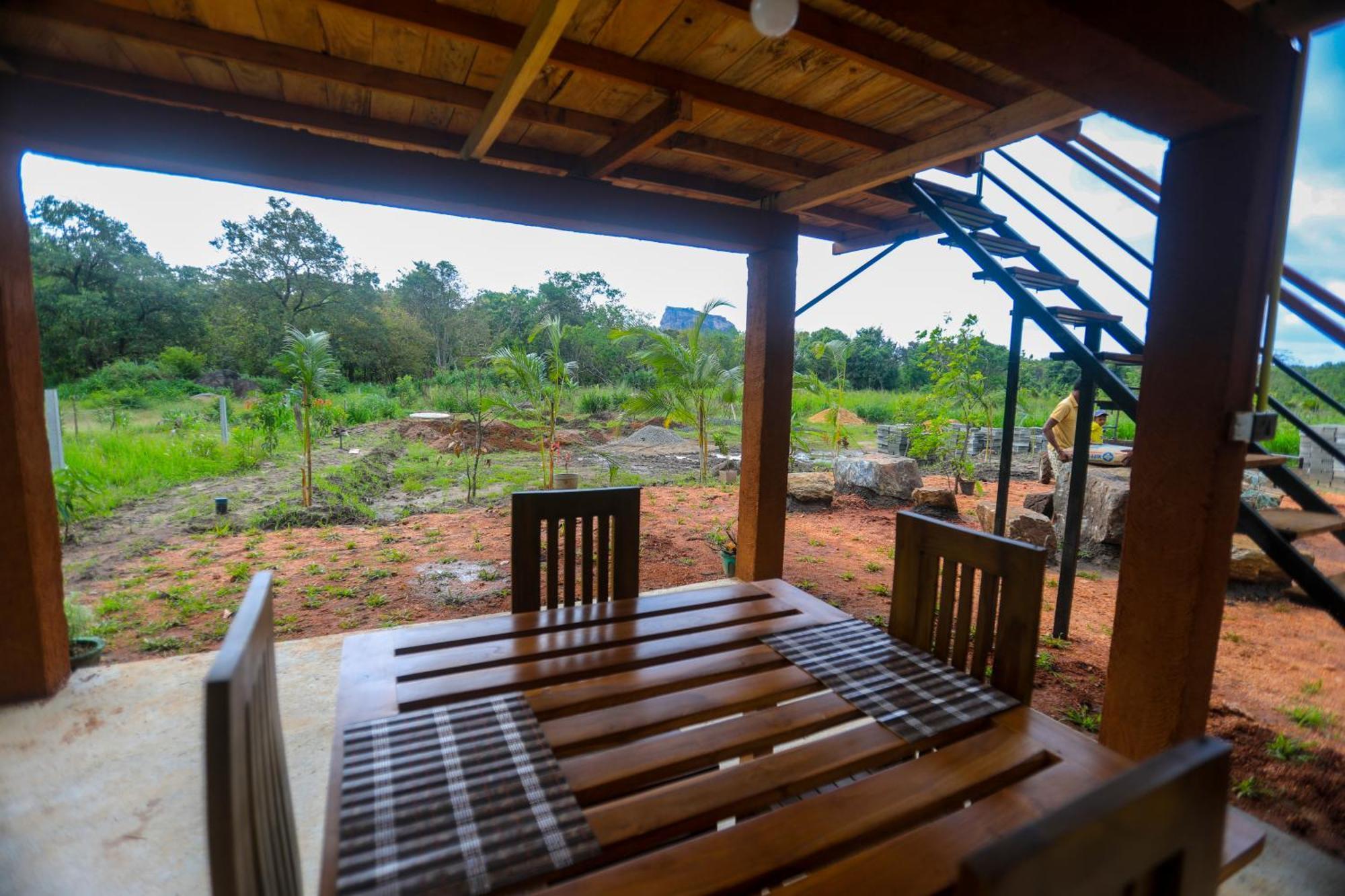 Lion Wood Treehouse Villa Talkote Exterior photo